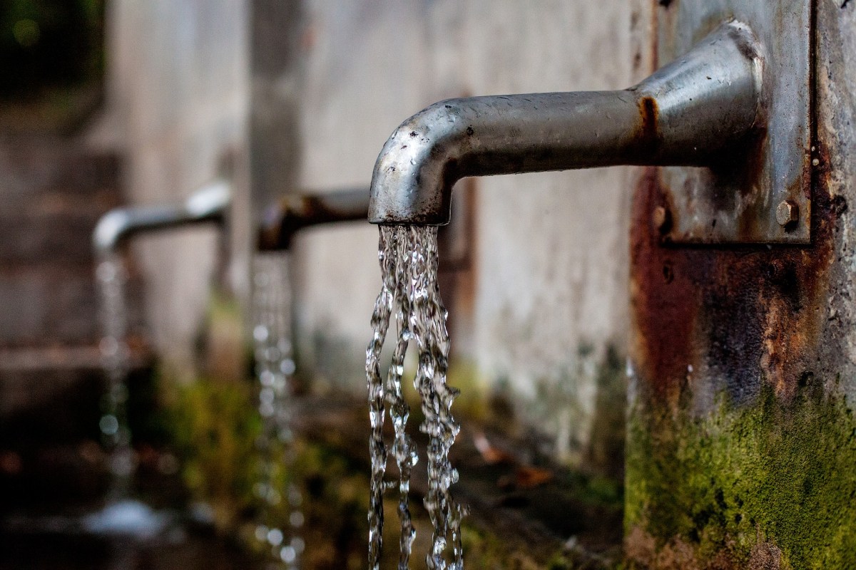 10 Strategies to Save Water At Home